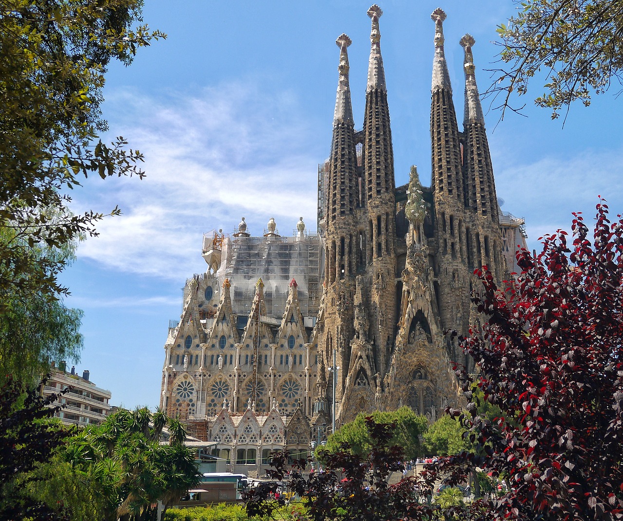 barcelona-el-punto-de-salida-perfecto-para-un-crucero-por-el-mediterraneo.jpg