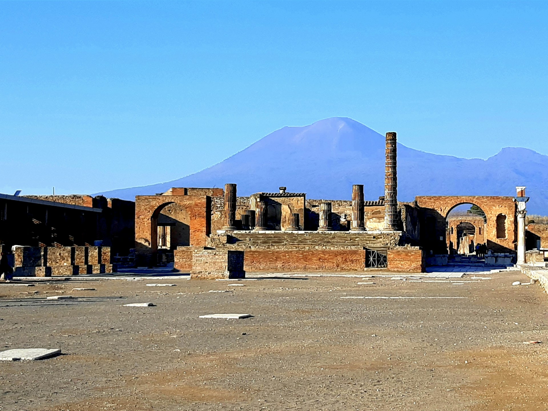 explora-la-historia-de-la-antigua-pompeya-durante-un-crucero-por-el-mediterraneo