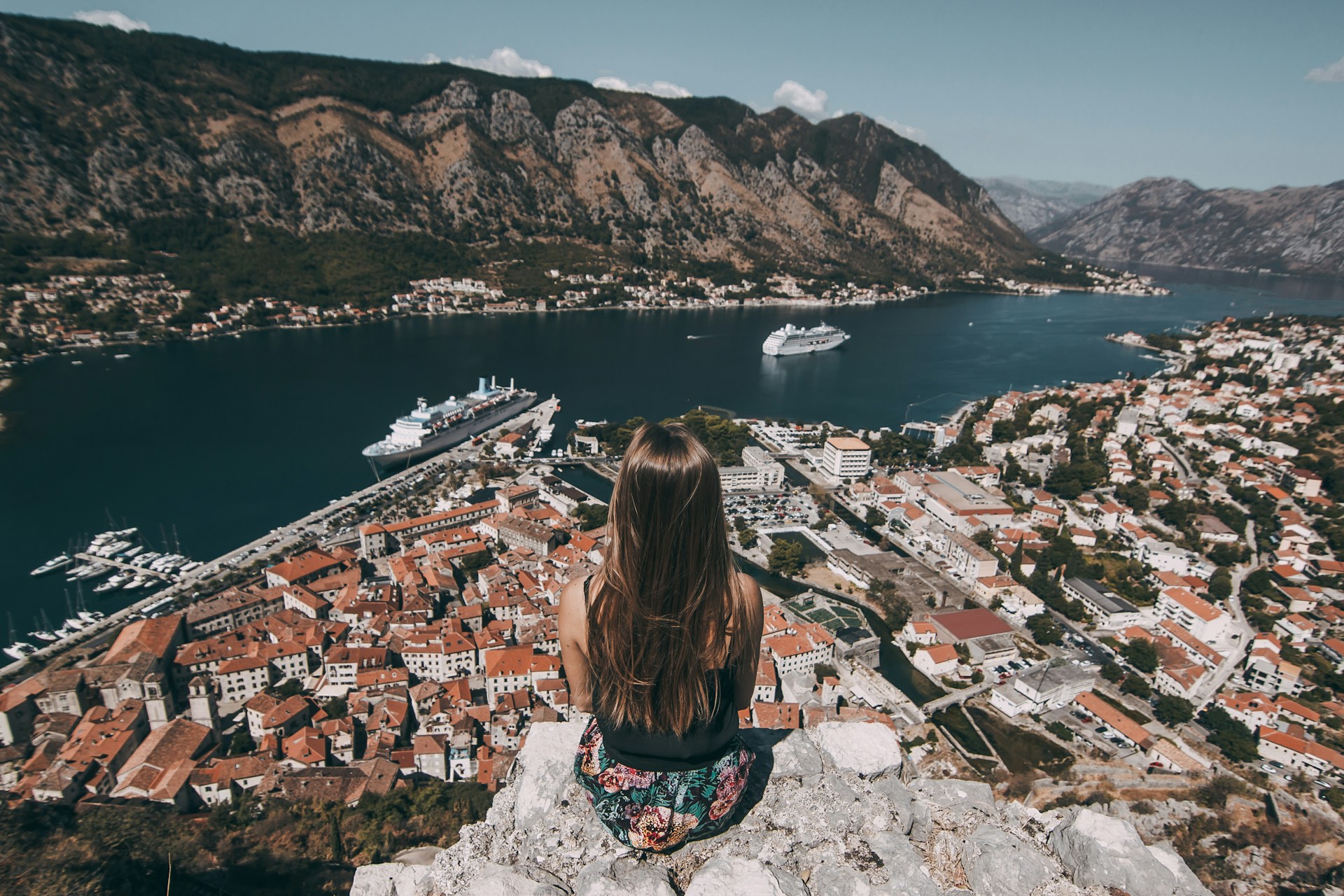 recorre-la-ciudadela-de-kotor-en-tu-crucero-por-el-mediterraneo